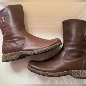 Teva Ventura Leather Boots Mid Calf Cork